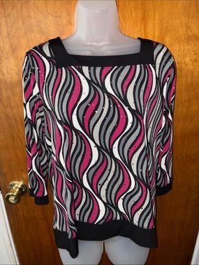 Alfred Dunner Pink, Black & Gray Wave-Print Long Sleeve Top